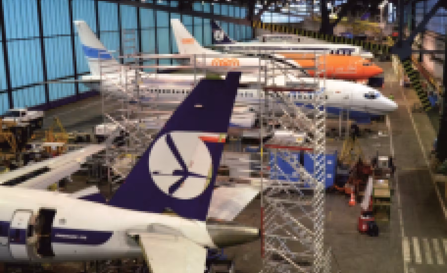 AMOS chosen by LOT Aircraft Maintenance Services